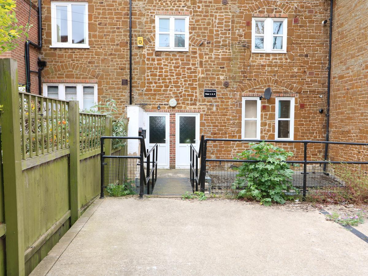 Flat 2, 4 St Edmund'S Terrace Apartment Hunstanton Exterior photo